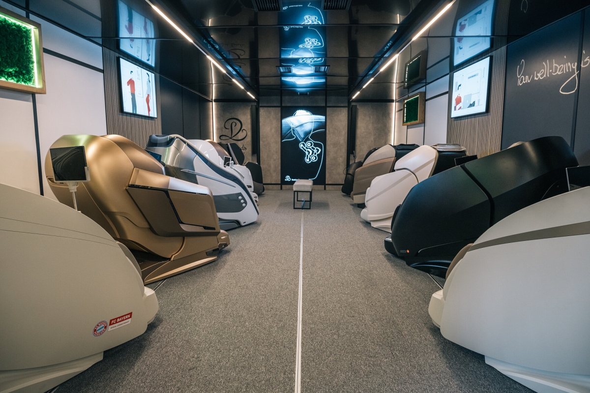 R-ShowRoad mobilny salon wystawowy foteli masujących