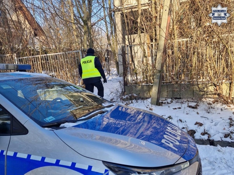 O krok od tragedii w Radlinie. Nieletni Rybniczanin z dwoma promilami. Mógł zamarznąć!