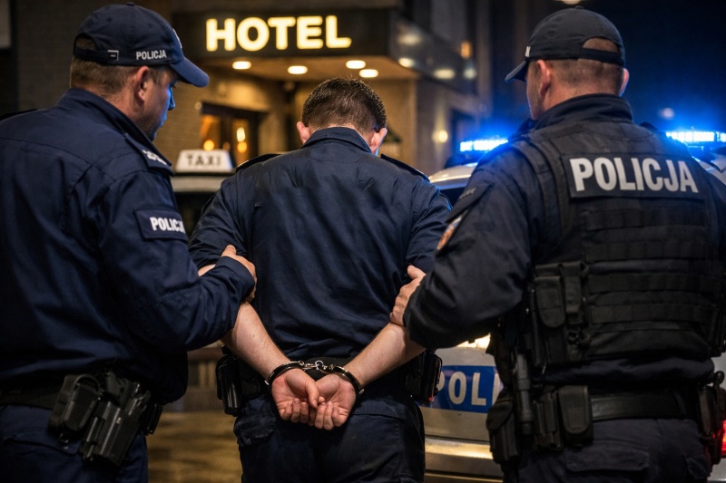 Skandal w mundurze. Policjant z Gliwic zatrzymany po ataku na taksówkarza w Rybniku