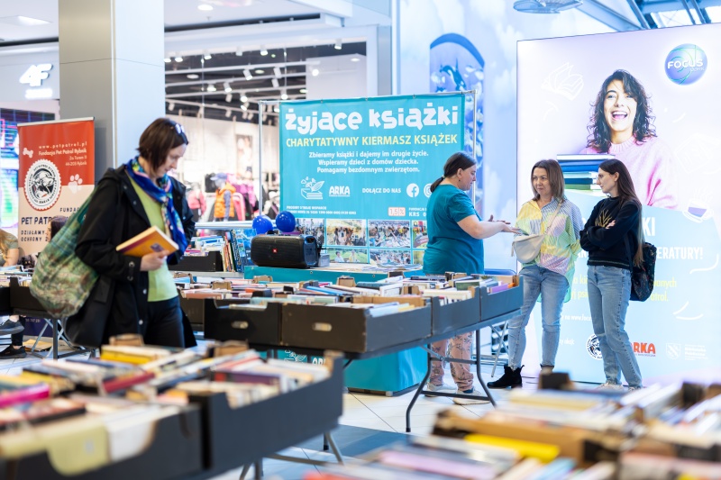 Focus Park w Rybniku: Żyjące książki jak superbohaterowie! Wracają w szczytnym celu