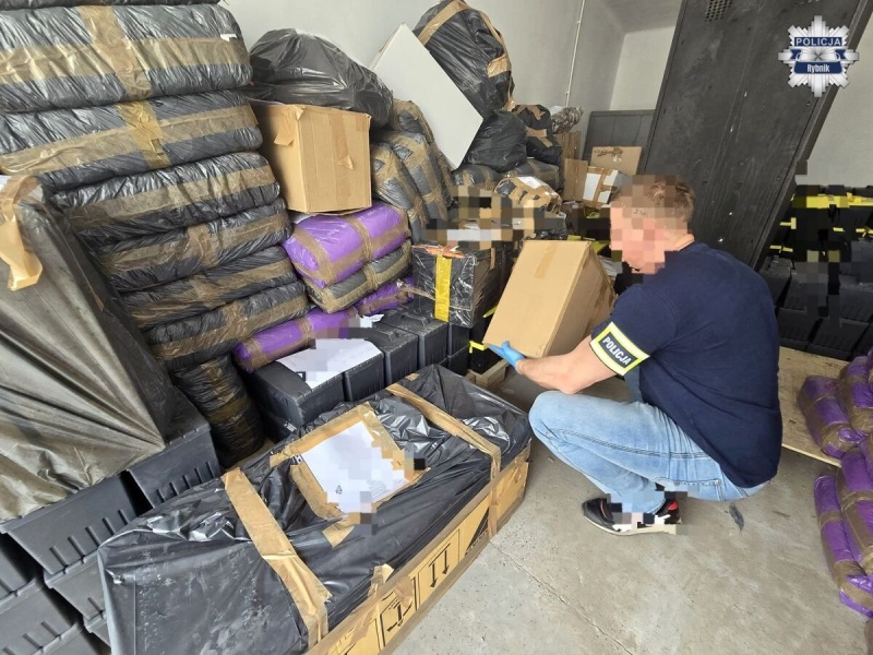 Ponad 800 tys. zł strat. Policja przejęła nielegalny tytoń i papierosy