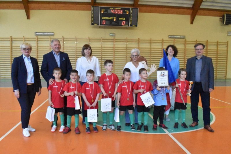 Przedszkolaki na sportowo. XI edycja halowego turnieju piłki nożnej