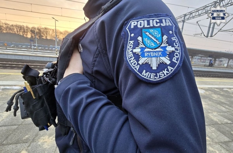 Awantura w pociągu Silesia. Interwencja policji i SOK w Rybniku