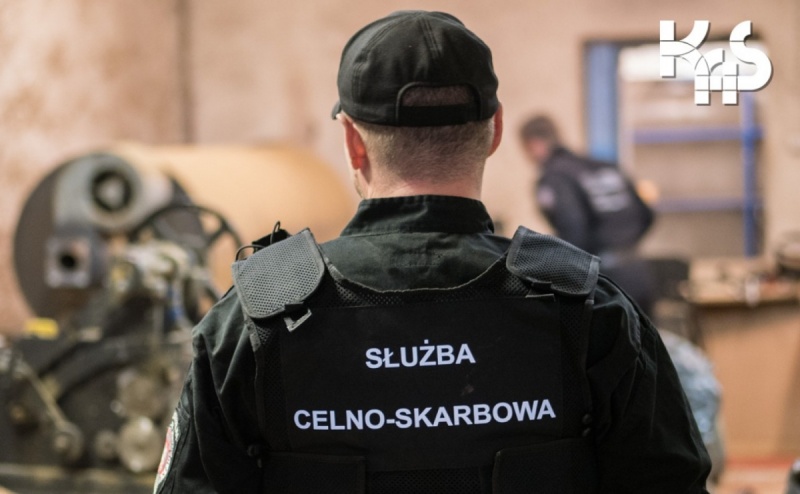 Blisko 800 mln zł uszczupleń VAT. Śląska KAS wykryła nowy mechanizm oszustw w branży kosmetycznej