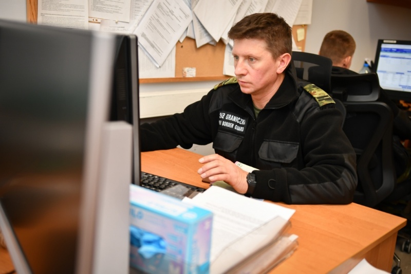 11 Uzbeków i Kolumbijczyk pracowali bez zezwoleń