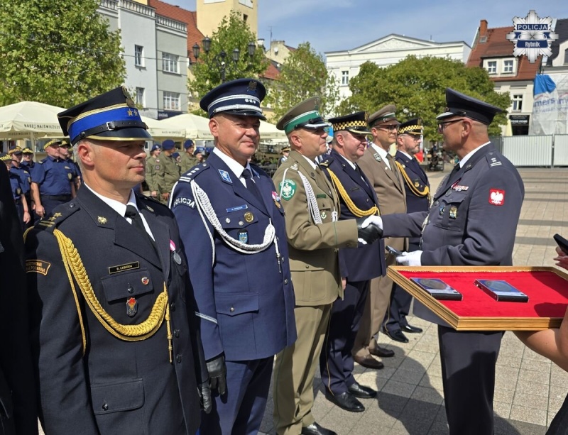 Wojsko, Straż Miejska i Policja razem na rybnickim rynku. Wyjątkowe uroczystości [FOTO]