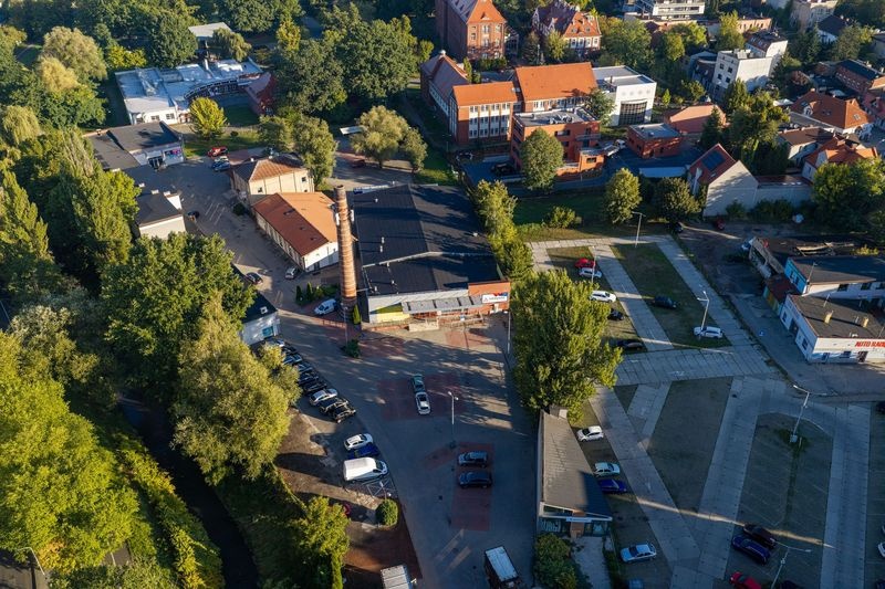 Rybnik kupi teren po zamkniętej Biedronce? Radni zdecydują o nieruchomości w centrum