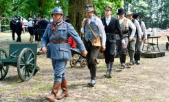Narodowy Dzień Powstań Śląskich. Tysiące ludzi na inscenizacji w Rzuchowie [FOTO i WIDEO] - Serwis informacyjny z Raciborza - naszraciborz.pl
