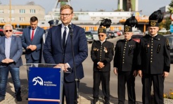 Przy jastrzębskim więzieniu powstanie tablica pamięci o internowanych. Podpisano porozumienie - Serwis informacyjny z Raciborza - naszraciborz.pl