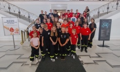 Młodzieżowe Drużyny Pożarnicze z powiatu rybnickiego odwiedziły Sejm RP - Serwis informacyjny z Raciborza - naszraciborz.pl