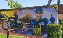 Żużlowiec Nicki Pedersen ma swój mural w Rybniku - Serwis informacyjny z Raciborza - naszraciborz.pl
