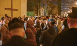 Kościół w liczbach: spadek praktyk religijnych i zaangażowania w diecezjach Górnego Śląska - Serwis informacyjny z Raciborza - naszraciborz.pl