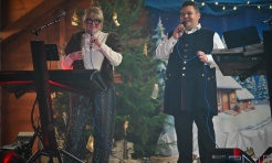 Pierwsze wielkie rudzkie kolędowanie. Wspólne śpiewanie z Panem Babcią i realna pomoc potrzebującym - Serwis informacyjny z Raciborza - naszraciborz.pl