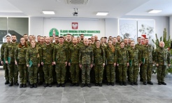 Nowi podoficerowie ŚlOSG odebrali akty mianowania - Serwis informacyjny z Raciborza - naszraciborz.pl