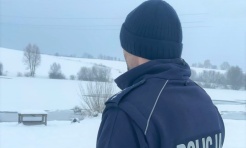 Policjanci ostrzegają przed wchodzeniem na niebezpieczny lód - Serwis informacyjny z Raciborza - naszraciborz.pl