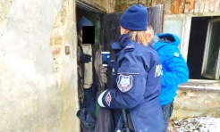 Policjanci wraz ze streetworkerem sprawdzają bezpieczeństwo bezdomnych - Serwis informacyjny z Raciborza - naszraciborz.pl