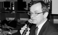 Odszedł nauczyciel, który zmieniał życie uczniów. Wspomnienie Krystiana Szczęsnego - Serwis informacyjny z Raciborza - naszraciborz.pl