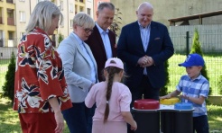 Piknik z Poezją i nowe miejsce dla dzieci. Otwarto ogródek sensoryczny w Czerwionce-Leszczynach - Serwis informacyjny z Raciborza - naszraciborz.pl