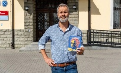 Zostawił księgowość, żeby opowiedzieć historię swojej rodziny. Rybniczanin debiutuje powieścią - Serwis informacyjny z Raciborza - naszraciborz.pl
