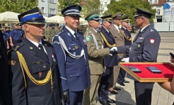 Wojsko, Straż Miejska i Policja razem na rybnickim rynku. Wyjątkowe uroczystości [FOTO] - Serwis informacyjny z Raciborza - naszraciborz.pl