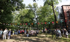 Jesień pod Wieżą w Rybniku. Muzyka, alpaki i wspólne świętowanie 140 lat szpitala - Serwis informacyjny z Raciborza - naszraciborz.pl