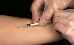 A jednak. Mniej chorujemy na COViD-19 dzięki szczepionce  - Serwis informacyjny z Wodzisławia Śląskiego - naszwodzislaw.com