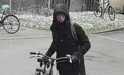 Policja publikuje wizerunek podejrzanego o kradzież roweru - Serwis informacyjny z Wodzisławia Śląskiego - naszwodzislaw.com