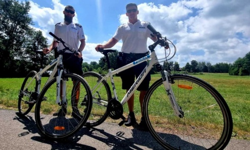 Policjanci na rowerach patrolują ścieżki rekreacyjne - Serwis informacyjny z Wodzisławia Śląskiego - naszwodzislaw.com