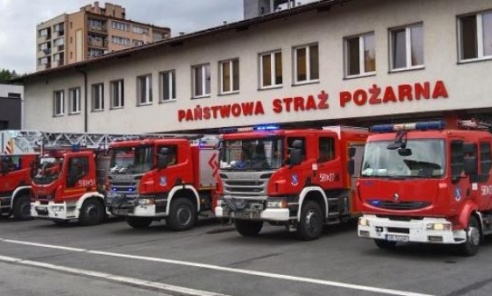 Pożar domu przy Wilczej w Rybniku - Serwis informacyjny z Wodzisławia Śląskiego - naszwodzislaw.com