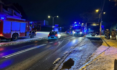 Pasażerowie zgłosili pożar autobusu - Serwis informacyjny z Wodzisławia Śląskiego - naszwodzislaw.com