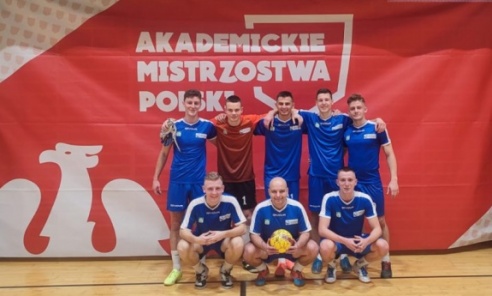 Akademickie Mistrzostwa Polski w Futsalu Mężczyzn Pófinał D w Legnicy - Serwis informacyjny z Wodzisławia Śląskiego - naszwodzislaw.com