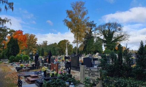 Wszystkich Świętych w Rybniku. Sprawdź, gdzie będą zmiany w ruchu i gdzie zaparkujesz Wszystkich Świętych w Rybniku. Sprawdź, gdzie będą zmiany w ruchu i gdzie zaparkujesz - Serwis informacyjny z Wodzisławia Śląskiego - naszwodzislaw.com