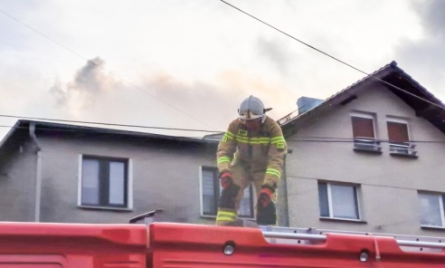 Strażacy notują wzrost interwencji związanych z pożarami w budynkach mieszkalnych, a także emisją tlenku węgla - Serwis informacyjny z Wodzisławia Śląskiego - naszwodzislaw.com