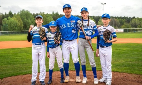 Baseball i softball w Niewiadomiu – sportowa przygoda dla dzieci - Serwis informacyjny z Wodzisławia Śląskiego - naszwodzislaw.com