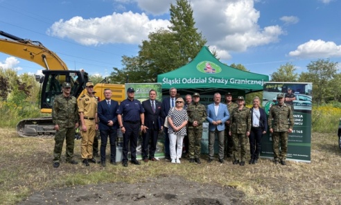 Uroczyste rozpoczęcie budowy siedziby Placówki SG w Sosnowcu - Serwis informacyjny z Wodzisławia Śląskiego - naszwodzislaw.com