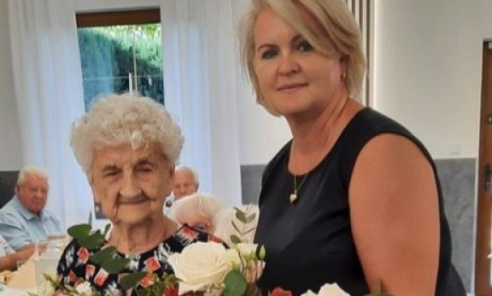 Spotkanie seniorów sołectwa Szczerbice. Wspólne chwile pełne uśmiechu - Serwis informacyjny z Wodzisławia Śląskiego - naszwodzislaw.com