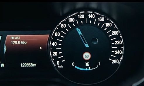 Mistrzu, zwolnij! PZU i policja z silnym przekazem do kierowców - Serwis informacyjny z Wodzisławia Śląskiego - naszwodzislaw.com