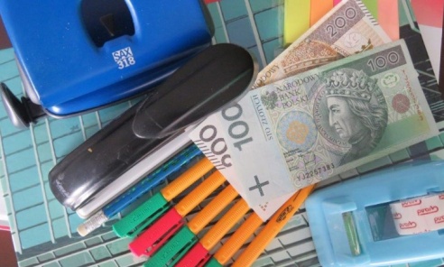 Wnioski o 300 plus tylko do 30 listopada - Serwis informacyjny z Wodzisławia Śląskiego - naszwodzislaw.com