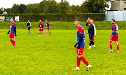 Twierdza nie do zdobycia. Kolejna wygrana LKS Brax-Ton Raszczyce - Serwis informacyjny z Wodzisławia Śląskiego - naszwodzislaw.com