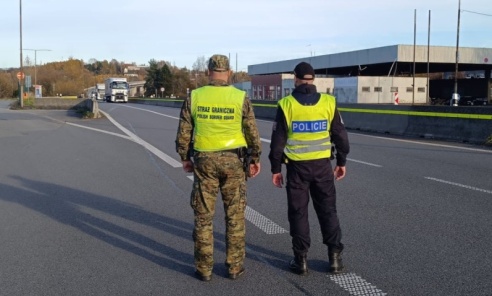 Wspólne polsko-czeskie patrole na terenie Czech - Serwis informacyjny z Rybnika - naszraciborz.pl
