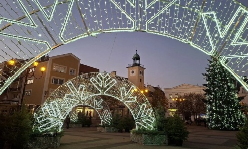 Kolędowanie z zespołem Przygoda na rybnickim rynku - Serwis informacyjny z Wodzisławia Śląskiego - naszwodzislaw.com