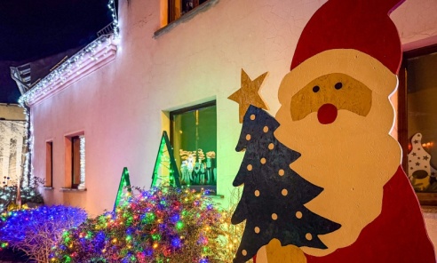 Griswoldowo niedaleko Rybnika. Nowa Wioska w świątecznej szacie [FOTO i WIDEO] - Serwis informacyjny z Wodzisławia Śląskiego - naszwodzislaw.com