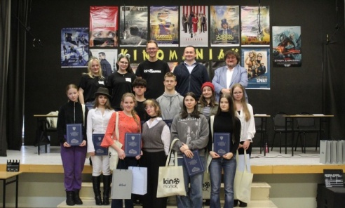 Zuzia i Helena z ALO wygrały 16. Kinomaniaka - Serwis informacyjny z Wodzisławia Śląskiego - naszwodzislaw.com