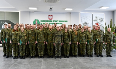 Nowi podoficerowie ŚlOSG odebrali akty mianowania - Serwis informacyjny z Wodzisławia Śląskiego - naszwodzislaw.com