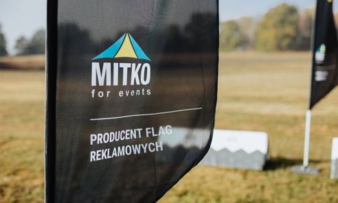 Jak wybrać flagę reklamową, która nie zniszczy się po kilku miesiącach? - Serwis informacyjny z Wodzisławia Śląskiego - naszwodzislaw.com