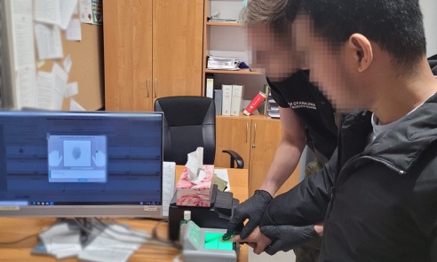 Napadł na policjanta – konsekwencją będzie deportacja - Serwis informacyjny z Wodzisławia Śląskiego - naszwodzislaw.com