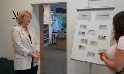 Rybnik wypowiada wojnę fake newsom. Młodzież nauczy się, jak nie dać się oszukać w sieci - Serwis informacyjny z Wodzisławia Śląskiego - naszwodzislaw.com