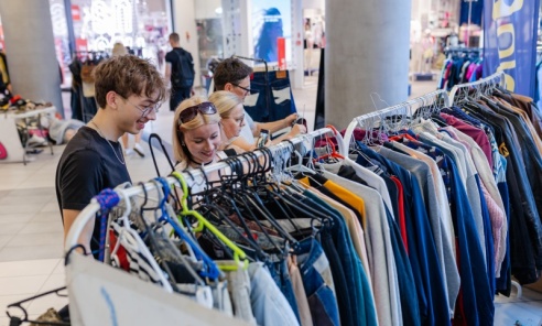 Styl & Vintage w Focus Park w Rybniku. Moda z historią i współczesne trendy w jednym miejscu - Serwis informacyjny z Wodzisławia Śląskiego - naszwodzislaw.com