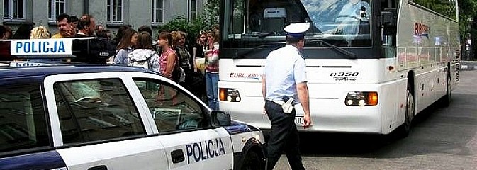 Policjanci w okresie wakacyjnym przyjrzą się autokarom - Serwis informacyjny z Wodzisławia Śląskiego - naszwodzislaw.com