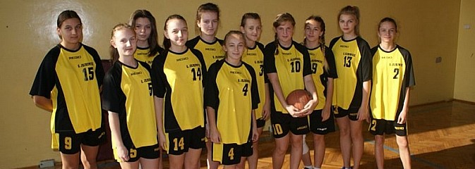 Powiatowa Liga Koszykówki Dziewcząt - Serwis informacyjny z Wodzisławia Śląskiego - naszwodzislaw.com